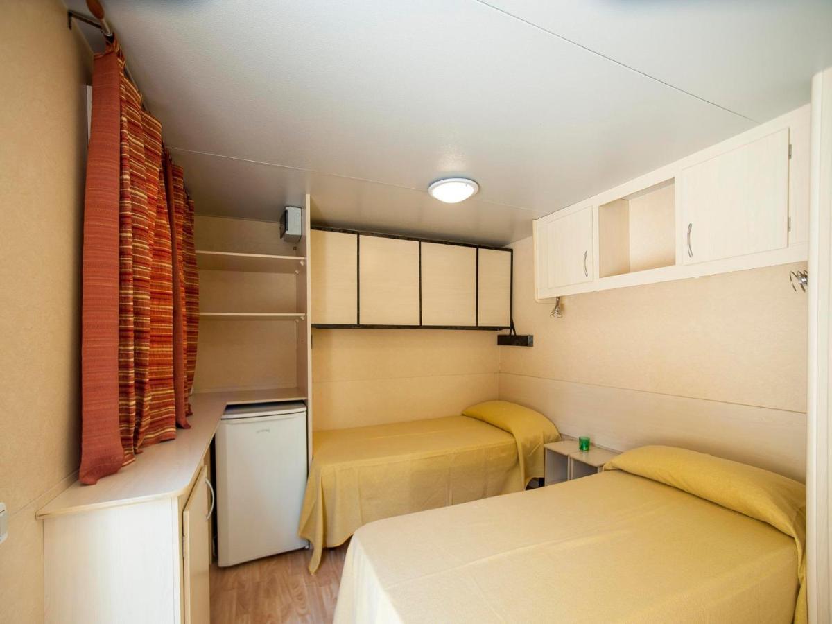 Hu Firenze Certosa Camping In Town インプルネータ 部屋 写真