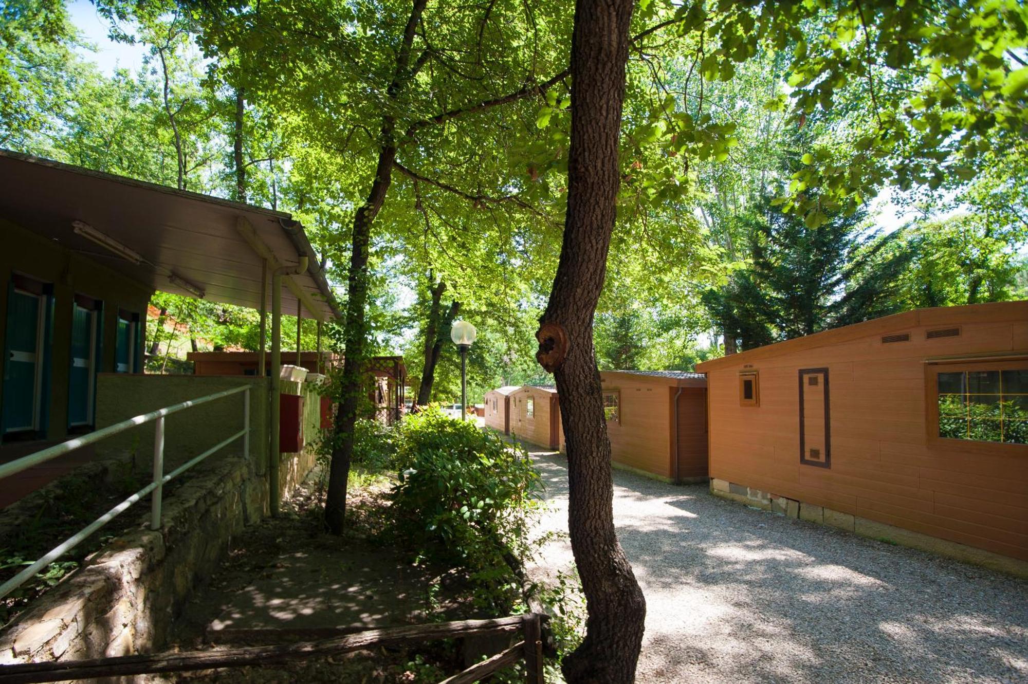 Hu Firenze Certosa Camping In Town インプルネータ エクステリア 写真