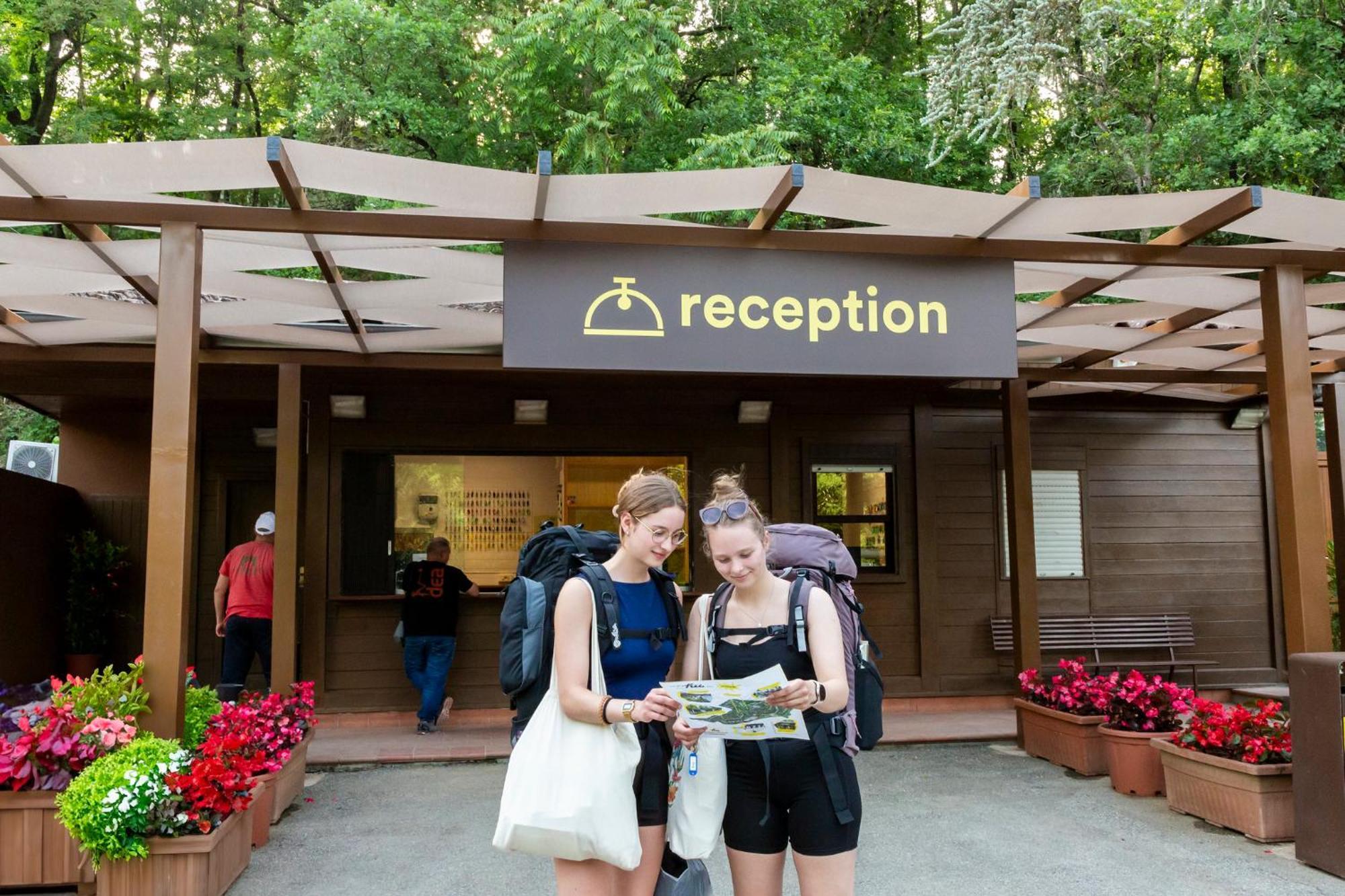 Hu Firenze Certosa Camping In Town インプルネータ エクステリア 写真