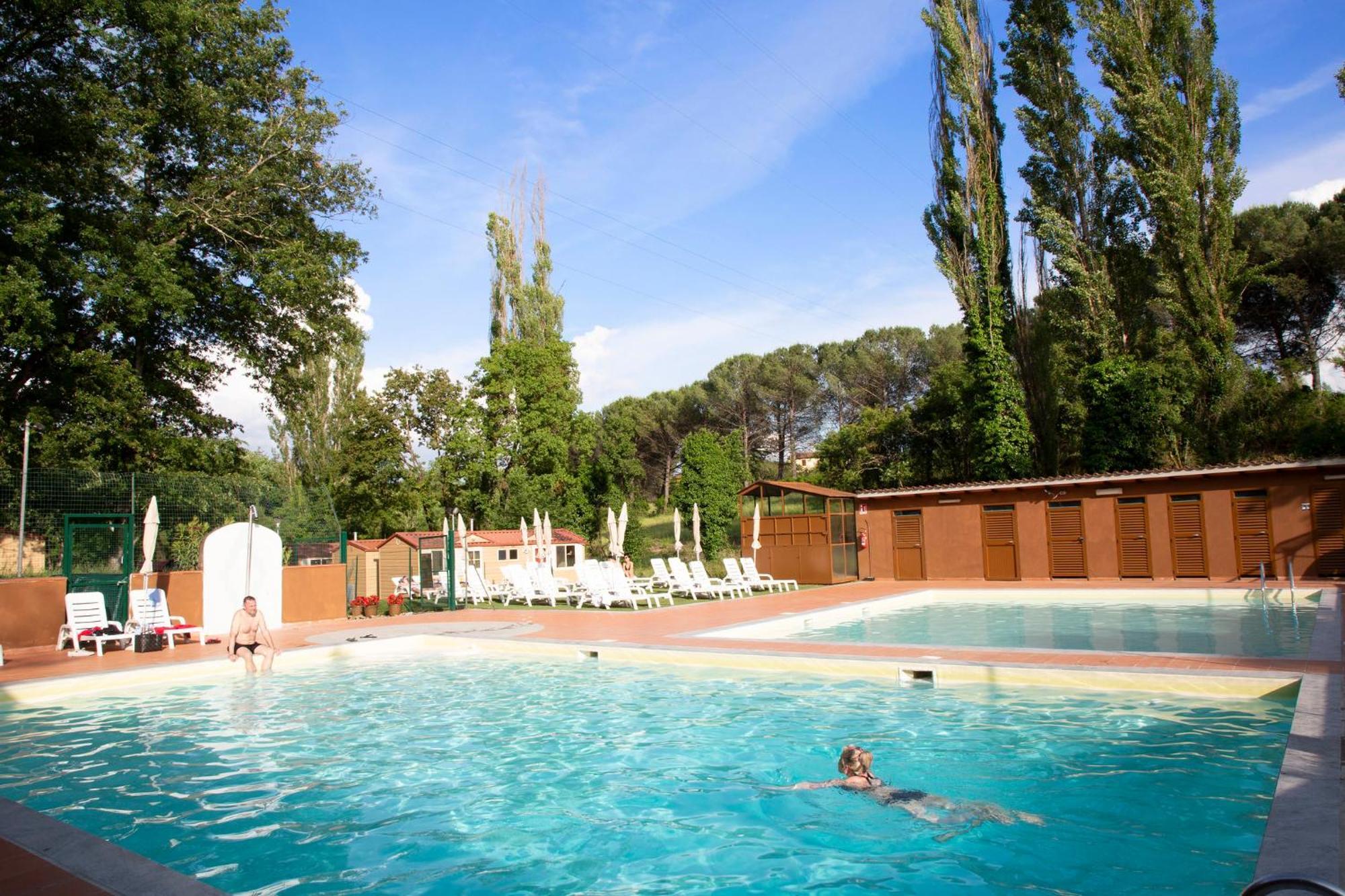 Hu Firenze Certosa Camping In Town インプルネータ エクステリア 写真