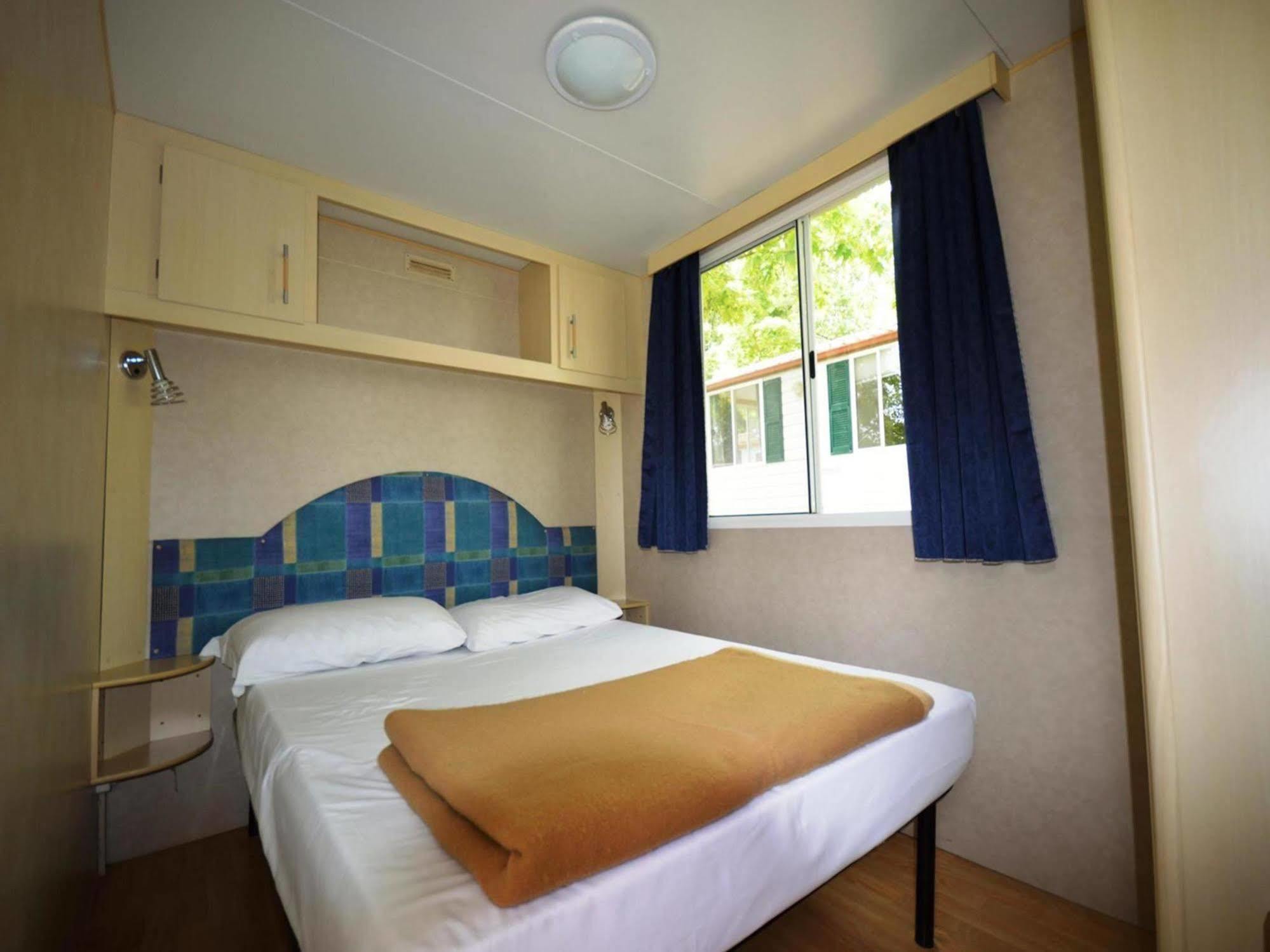 Hu Firenze Certosa Camping In Town インプルネータ エクステリア 写真
